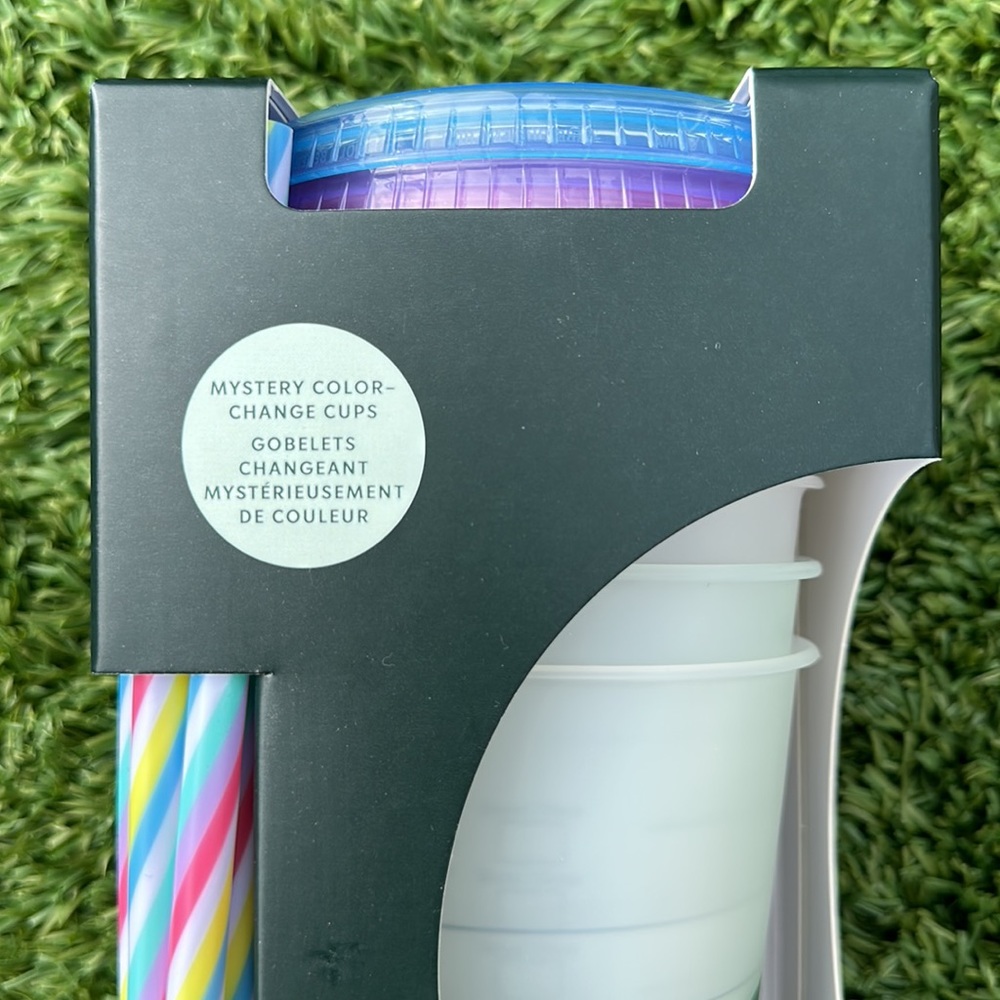 Starbucks Mystery Color Change Reusable Cups, box set of 5 cups, lids & Straws - Picture 2 of 4